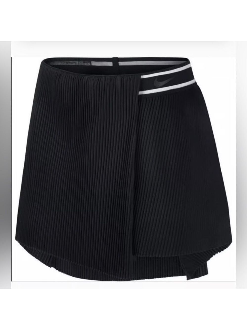 Nike Women's pleated tennis Asymmetrical Black with shorts Skirt size small